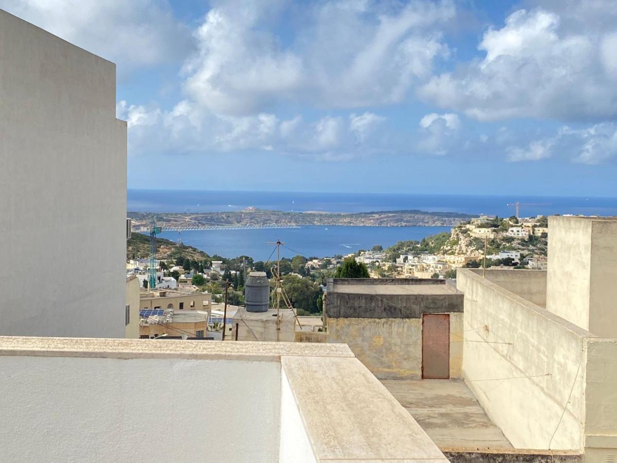 Penthouse "Maltese Scent" Lejlighed Mellieħa Eksteriør billede