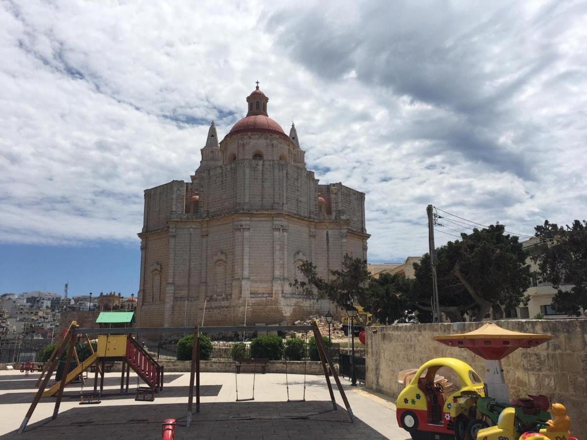 Penthouse "Maltese Scent" Lejlighed Mellieħa Eksteriør billede